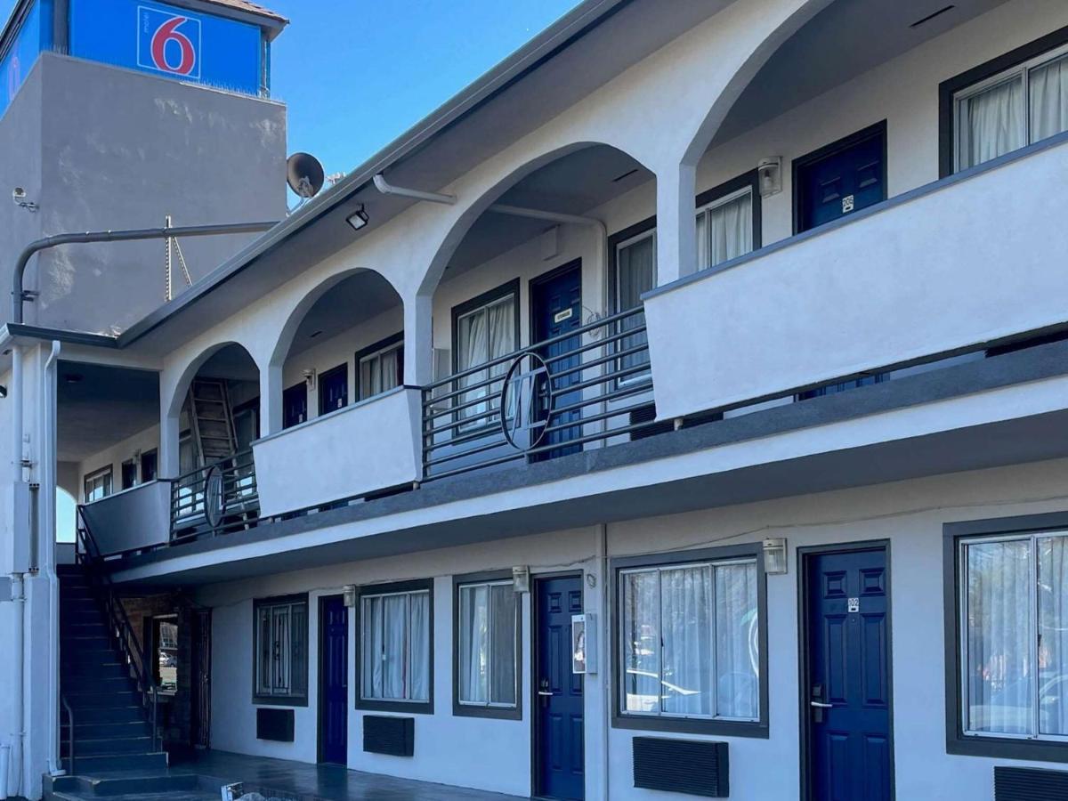 Motel 6 Richmond Ca Civic Center Exterior photo